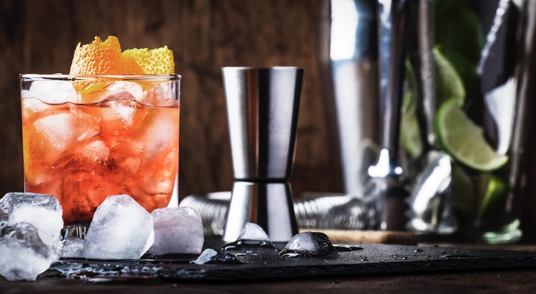 Le ricette immortali dei cocktail a base gin